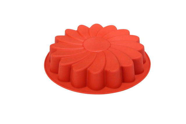 Silicone daisy cake mold