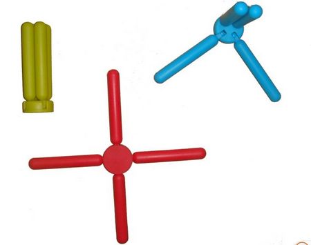 Silicone trivet
