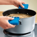 Silicone pot holer grip